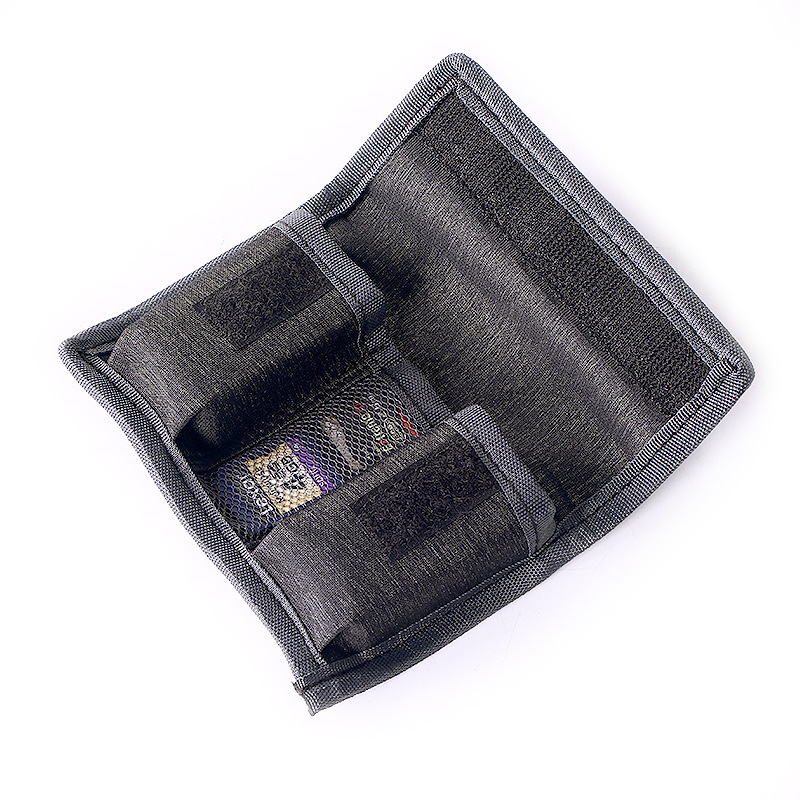 LP-E10 Camera Battery Bag Hold - огляд і ціна Tech Accessories Bag